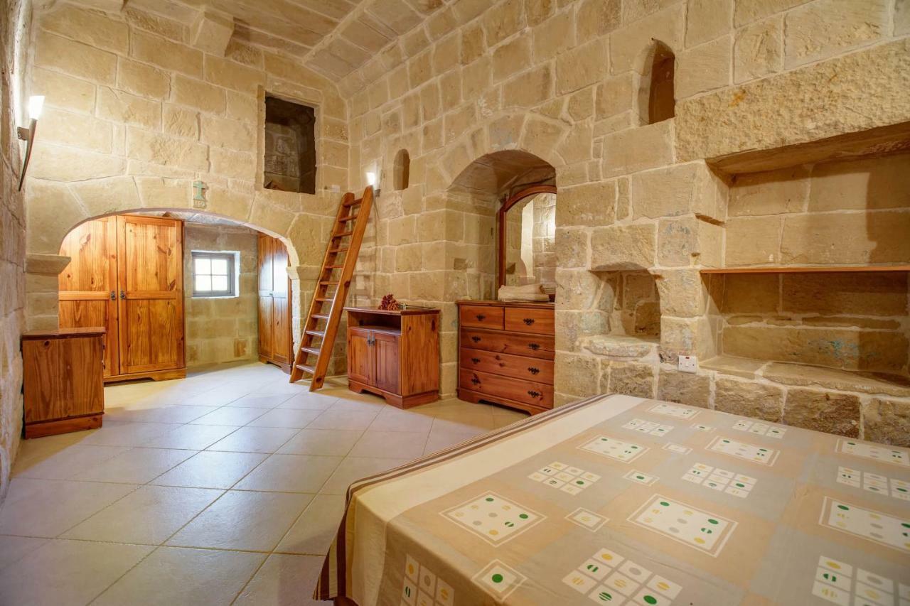 Il-Palma Holiday Farmhouse With Sunny Private Pool In Island Of Gozo Għarb Extérieur photo