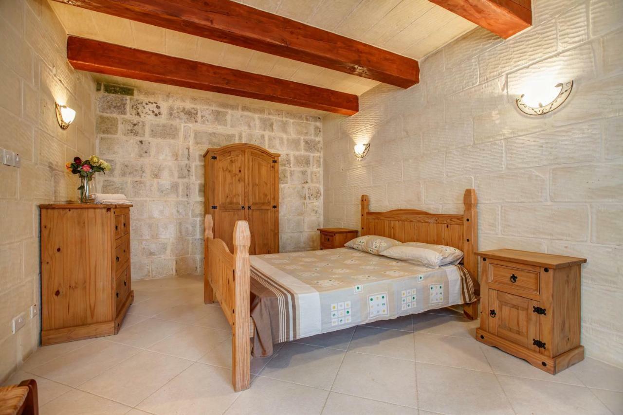 Il-Palma Holiday Farmhouse With Sunny Private Pool In Island Of Gozo Għarb Extérieur photo